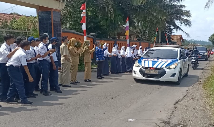 rombongan Gubernur Jawa Tengah Tiba Di Lokasi Mina Padi Panembangan